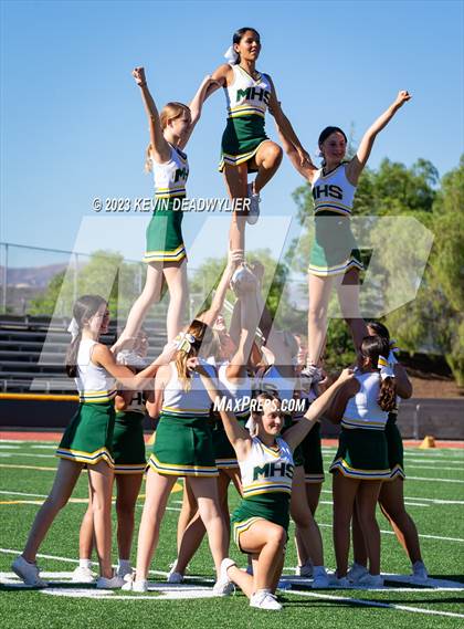 Thumbnail 3 in Saugus @ Moorpark photogallery.