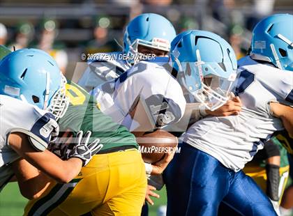 Thumbnail 1 in Saugus @ Moorpark photogallery.