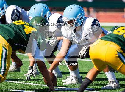 Thumbnail 3 in Saugus @ Moorpark photogallery.