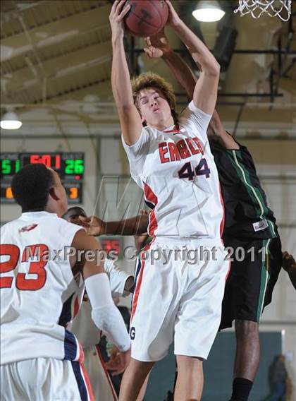 Thumbnail 2 in Pleasant Grove @ Monterey Trail photogallery.