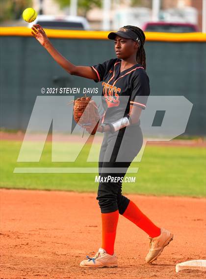 Thumbnail 3 in Corona del Sol @ Highland photogallery.