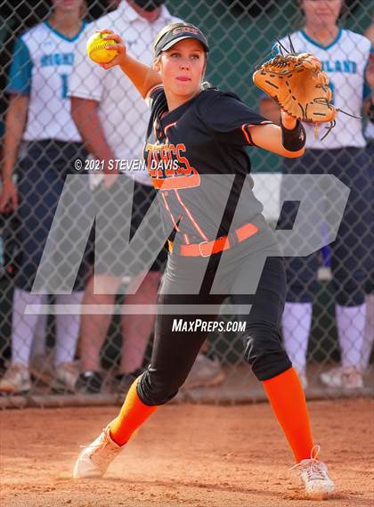 Thumbnail 2 in Corona del Sol @ Highland photogallery.