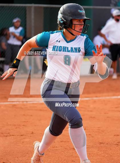Thumbnail 1 in Corona del Sol @ Highland photogallery.
