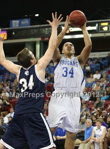 Thumbnail 3 in Capital Christian vs. Central Catholic (CIF SJS D5 Final) photogallery.