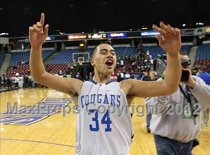 Thumbnail 3 in Capital Christian vs. Central Catholic (CIF SJS D5 Final) photogallery.