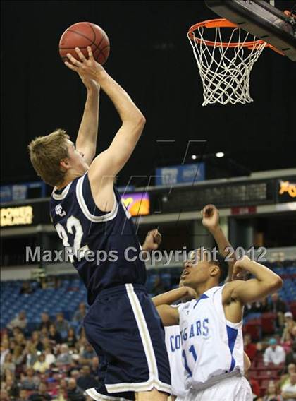 Thumbnail 3 in Capital Christian vs. Central Catholic (CIF SJS D5 Final) photogallery.