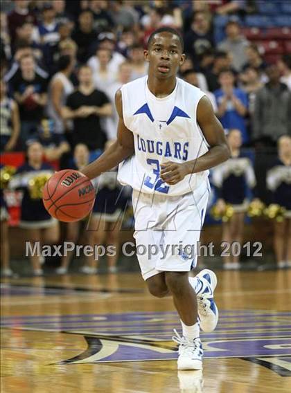 Thumbnail 2 in Capital Christian vs. Central Catholic (CIF SJS D5 Final) photogallery.
