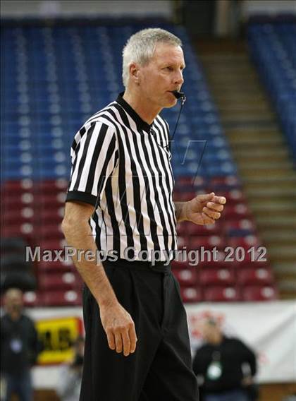 Thumbnail 1 in Capital Christian vs. Central Catholic (CIF SJS D5 Final) photogallery.