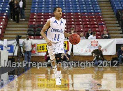 Thumbnail 3 in Capital Christian vs. Central Catholic (CIF SJS D5 Final) photogallery.