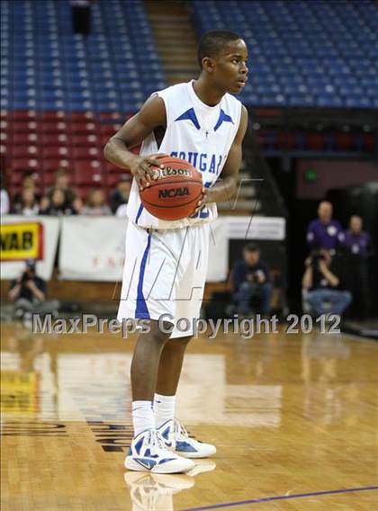 Thumbnail 2 in Capital Christian vs. Central Catholic (CIF SJS D5 Final) photogallery.
