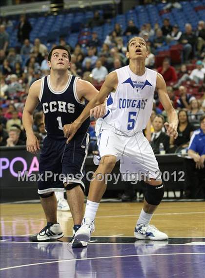 Thumbnail 3 in Capital Christian vs. Central Catholic (CIF SJS D5 Final) photogallery.
