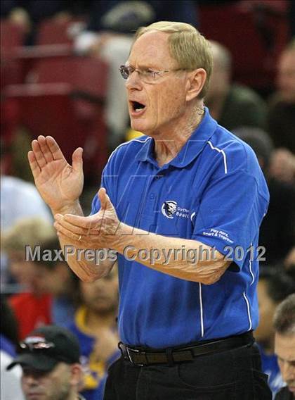 Thumbnail 2 in Capital Christian vs. Central Catholic (CIF SJS D5 Final) photogallery.