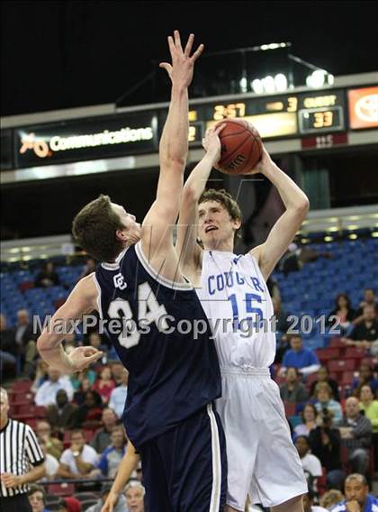 Thumbnail 3 in Capital Christian vs. Central Catholic (CIF SJS D5 Final) photogallery.