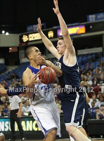 Thumbnail 3 in Capital Christian vs. Central Catholic (CIF SJS D5 Final) photogallery.