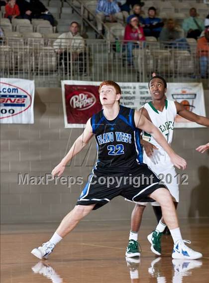 Thumbnail 2 in DeSoto vs. Plano West (Whataburger Tournament) photogallery.