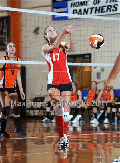 Thumbnail 1 in Loudon @ Lenoir City photogallery.