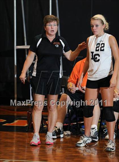 Thumbnail 1 in Loudon @ Lenoir City photogallery.