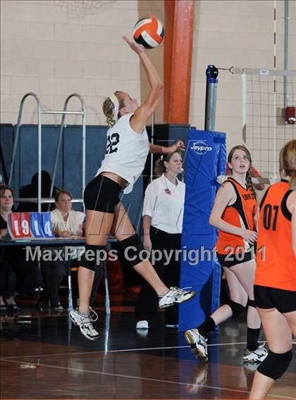 Thumbnail 1 in Loudon @ Lenoir City photogallery.