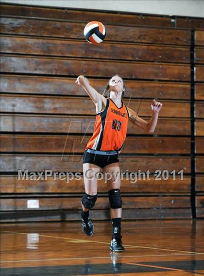 Thumbnail 1 in Loudon @ Lenoir City photogallery.