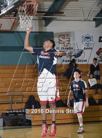 Thumbnail 2 in Pleasant Grove vs. College Park (Adidas Challenge) photogallery.