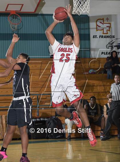 Thumbnail 3 in Pleasant Grove vs. College Park (Adidas Challenge) photogallery.