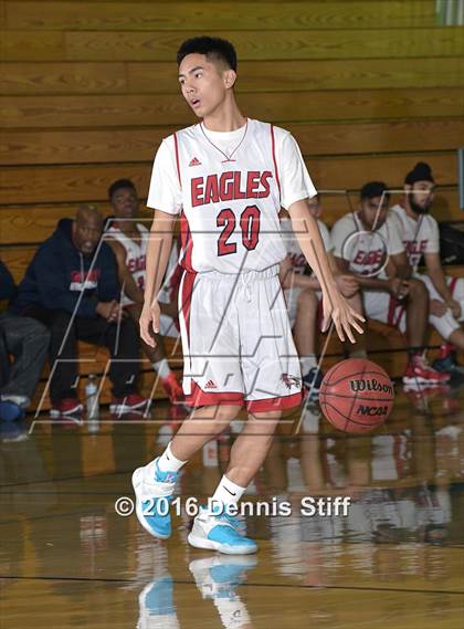Thumbnail 3 in Pleasant Grove vs. College Park (Adidas Challenge) photogallery.