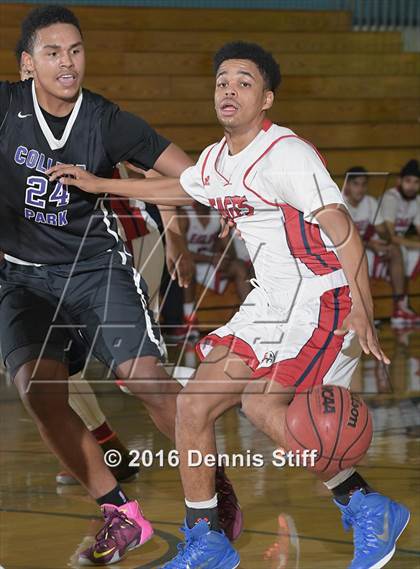 Thumbnail 2 in Pleasant Grove vs. College Park (Adidas Challenge) photogallery.