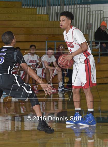 Thumbnail 2 in Pleasant Grove vs. College Park (Adidas Challenge) photogallery.