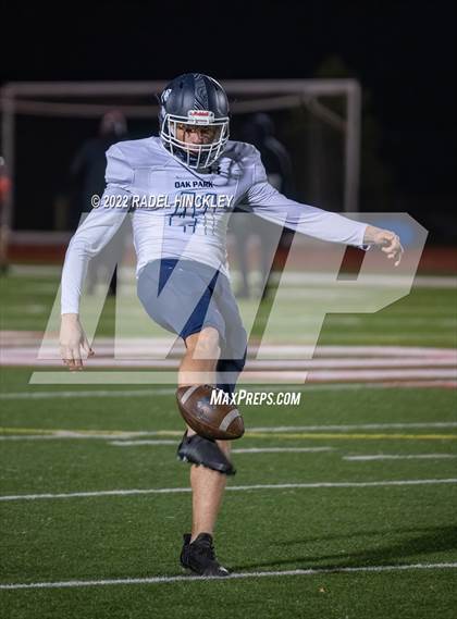Thumbnail 3 in Oak Park vs. Fort Osage (MSHSAA Class 5 District 8 Championship) photogallery.