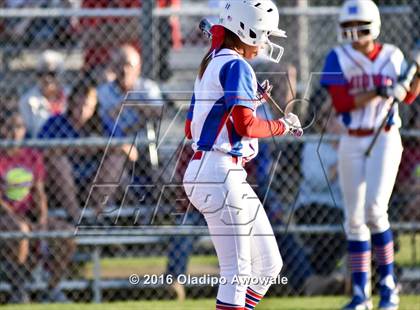 Thumbnail 1 in Rockwall vs. Midway (UIL 6A Region II Quarterfinal) photogallery.
