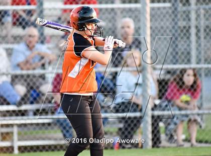 Thumbnail 1 in Rockwall vs. Midway (UIL 6A Region II Quarterfinal) photogallery.