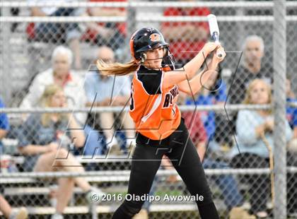 Thumbnail 1 in Rockwall vs. Midway (UIL 6A Region II Quarterfinal) photogallery.