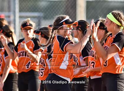 Thumbnail 1 in Rockwall vs. Midway (UIL 6A Region II Quarterfinal) photogallery.