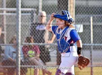 Thumbnail 1 in Rockwall vs. Midway (UIL 6A Region II Quarterfinal) photogallery.