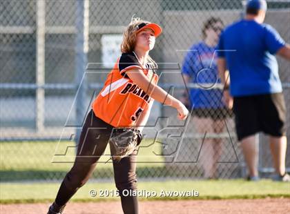 Thumbnail 1 in Rockwall vs. Midway (UIL 6A Region II Quarterfinal) photogallery.