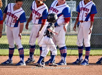 Thumbnail 2 in Rockwall vs. Midway (UIL 6A Region II Quarterfinal) photogallery.
