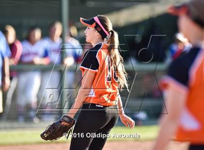 Thumbnail 2 in Rockwall vs. Midway (UIL 6A Region II Quarterfinal) photogallery.