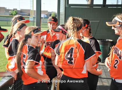 Thumbnail 2 in Rockwall vs. Midway (UIL 6A Region II Quarterfinal) photogallery.
