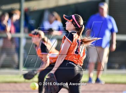 Thumbnail 3 in Rockwall vs. Midway (UIL 6A Region II Quarterfinal) photogallery.