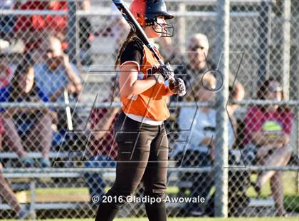 Thumbnail 2 in Rockwall vs. Midway (UIL 6A Region II Quarterfinal) photogallery.