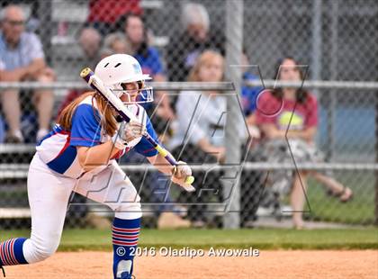 Thumbnail 2 in Rockwall vs. Midway (UIL 6A Region II Quarterfinal) photogallery.