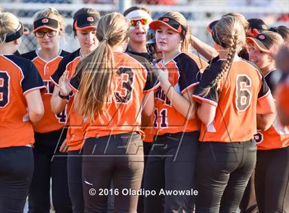 Thumbnail 1 in Rockwall vs. Midway (UIL 6A Region II Quarterfinal) photogallery.