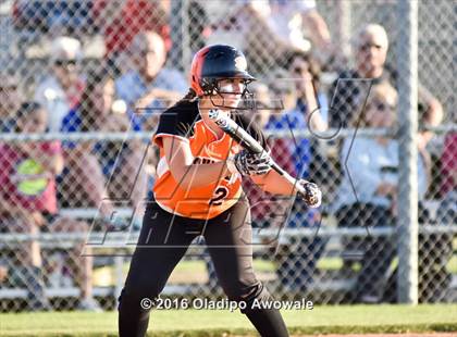 Thumbnail 2 in Rockwall vs. Midway (UIL 6A Region II Quarterfinal) photogallery.