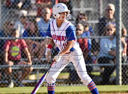 Thumbnail 1 in Rockwall vs. Midway (UIL 6A Region II Quarterfinal) photogallery.