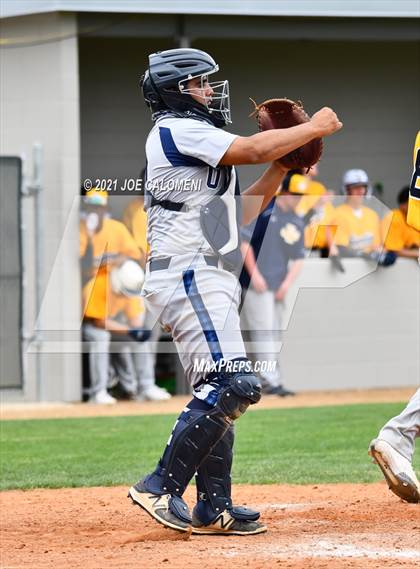 Thumbnail 3 in John Paul II vs Hondo (Comal Clash Tournament) photogallery.