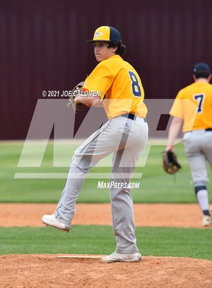 Thumbnail 1 in John Paul II vs Hondo (Comal Clash Tournament) photogallery.