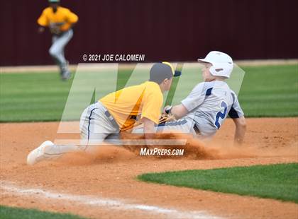 Thumbnail 1 in John Paul II vs Hondo (Comal Clash Tournament) photogallery.
