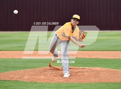 Thumbnail 1 in John Paul II vs Hondo (Comal Clash Tournament) photogallery.