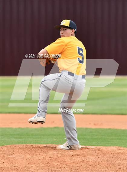 Thumbnail 3 in John Paul II vs Hondo (Comal Clash Tournament) photogallery.