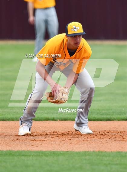 Thumbnail 2 in John Paul II vs Hondo (Comal Clash Tournament) photogallery.